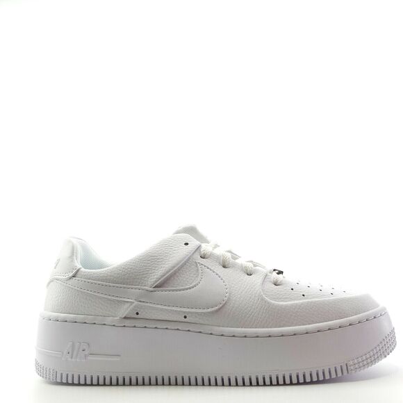 Nike Air Force 1 Sage Low Triple White Platform Sneakers AR5339-100 Womens 9.5